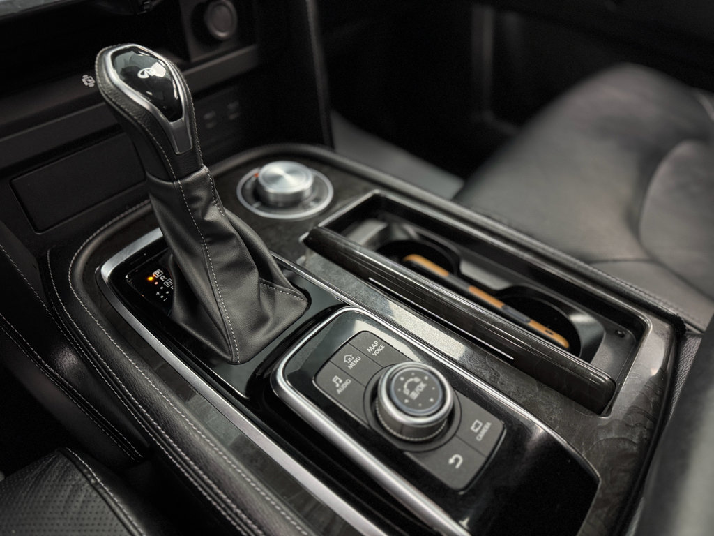 Used 2024 INFINITI QX80 Luxe image 28