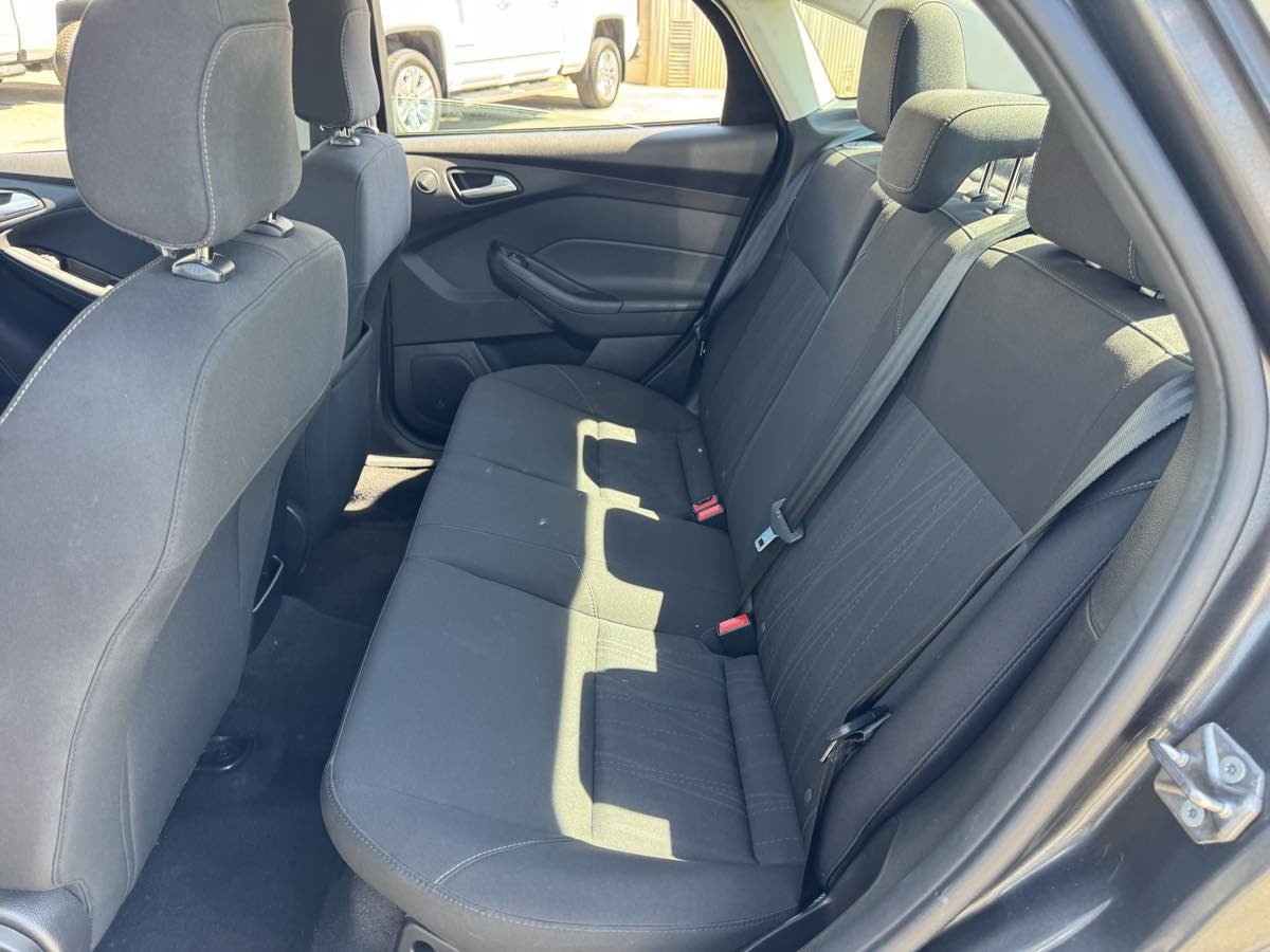 Used 2018 Ford Focus SEL image 20