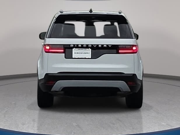 Used 2025 Land Rover Discovery Metropolitan Edition AWD/4WD image 6