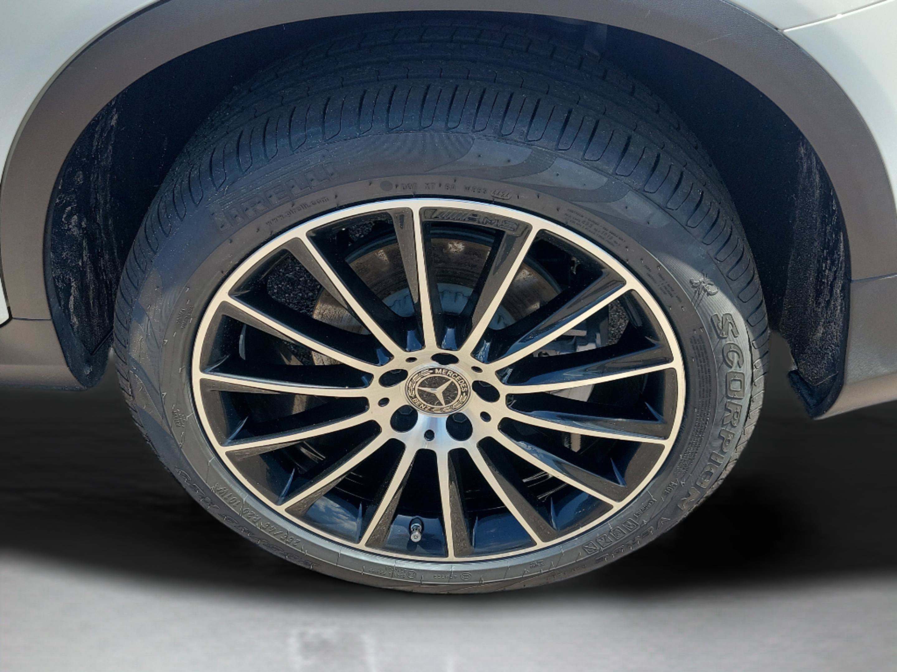 Certified 2021 Mercedes-Benz GLC 300 image 30