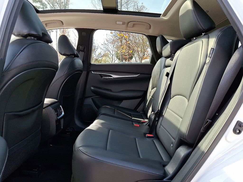 Used 2022 INFINITI QX50 Luxe image 10