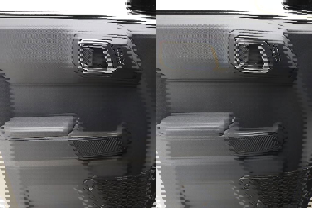 Used 2025 Ford Bronco Big Bend image 14