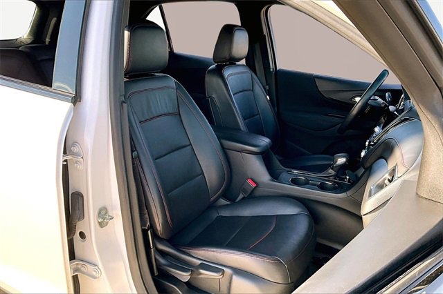 Used 2022 Chevrolet Equinox RS w/ RS Leather Package image 7
