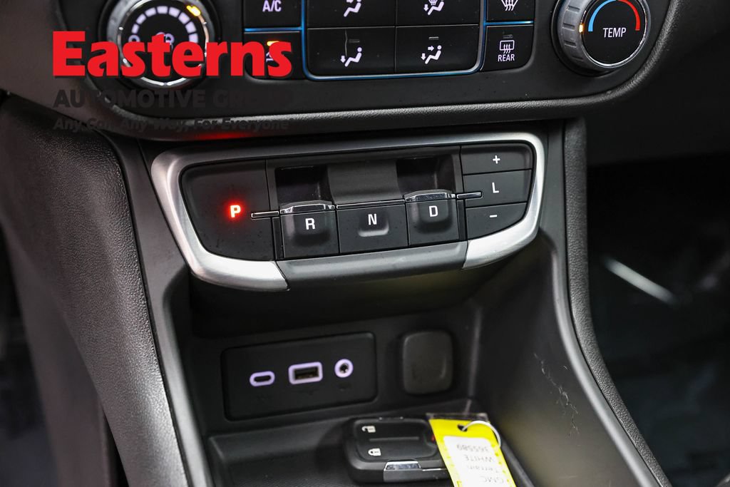 Used 2024 GMC Terrain SLE FWD image 12