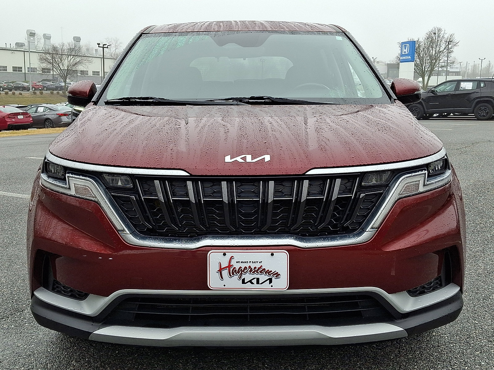Used 2022 Kia Carnival LX image 2