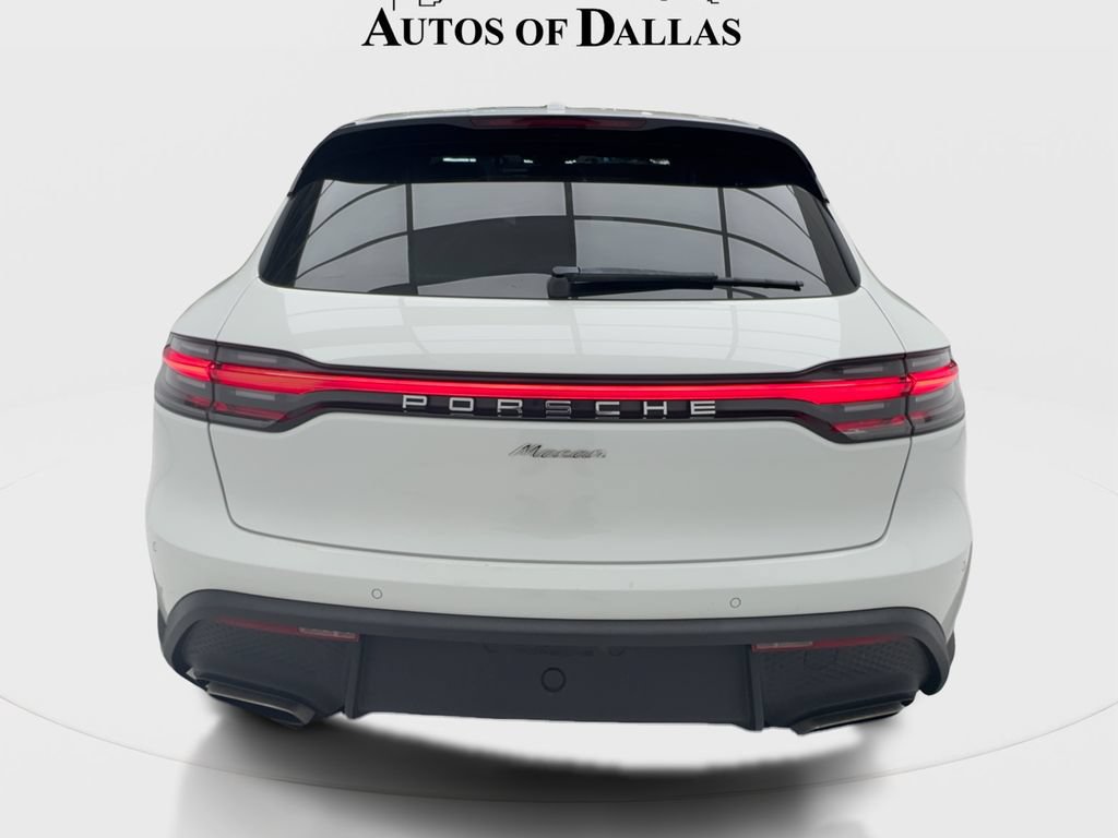Used 2023 Porsche Macan Turbo AWD/4WD image 9