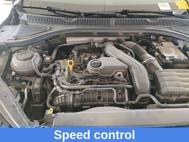 Used 2024 Volkswagen Jetta SE FWD image 13