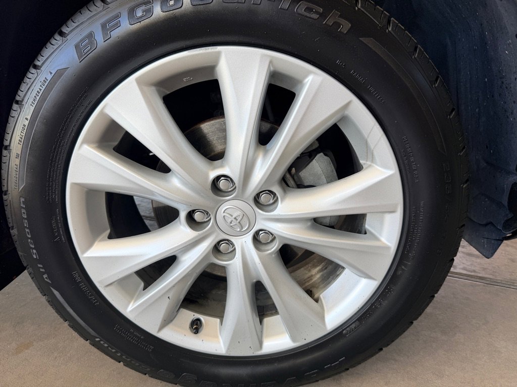 Used 2014 Toyota RAV4 Limited AWD/4WD image 45