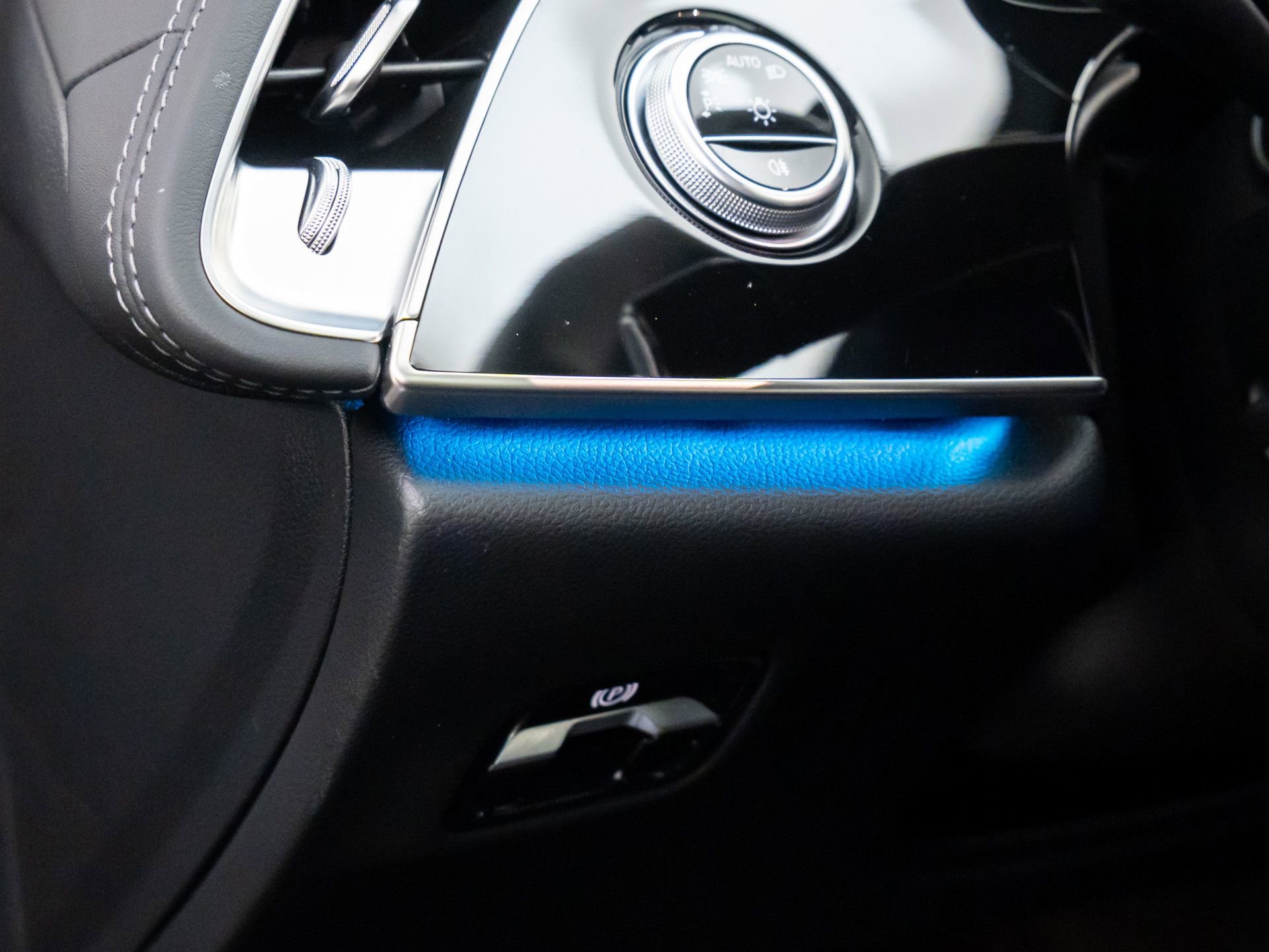 Certified 2025 Mercedes-Benz E 450 4MATIC All-Terrain Wagon image 23