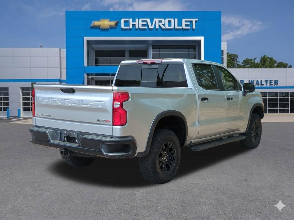 Used 2022 Chevrolet Silverado 1500 ZR2 w/ Technology Package image 6