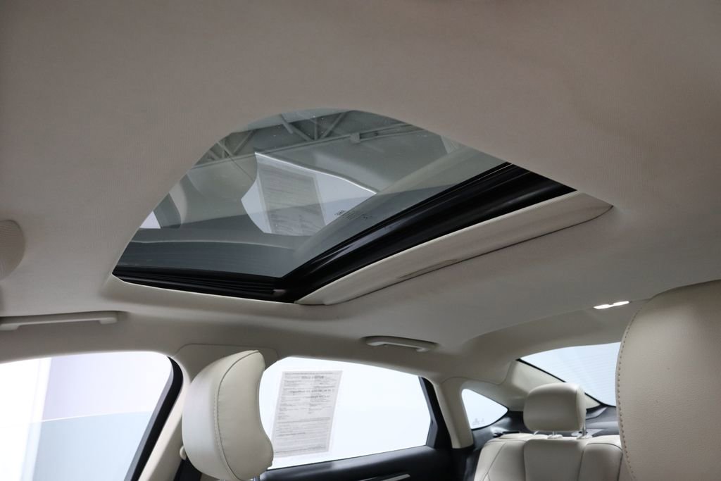 Used 2018 Ford Fusion Titanium image 38