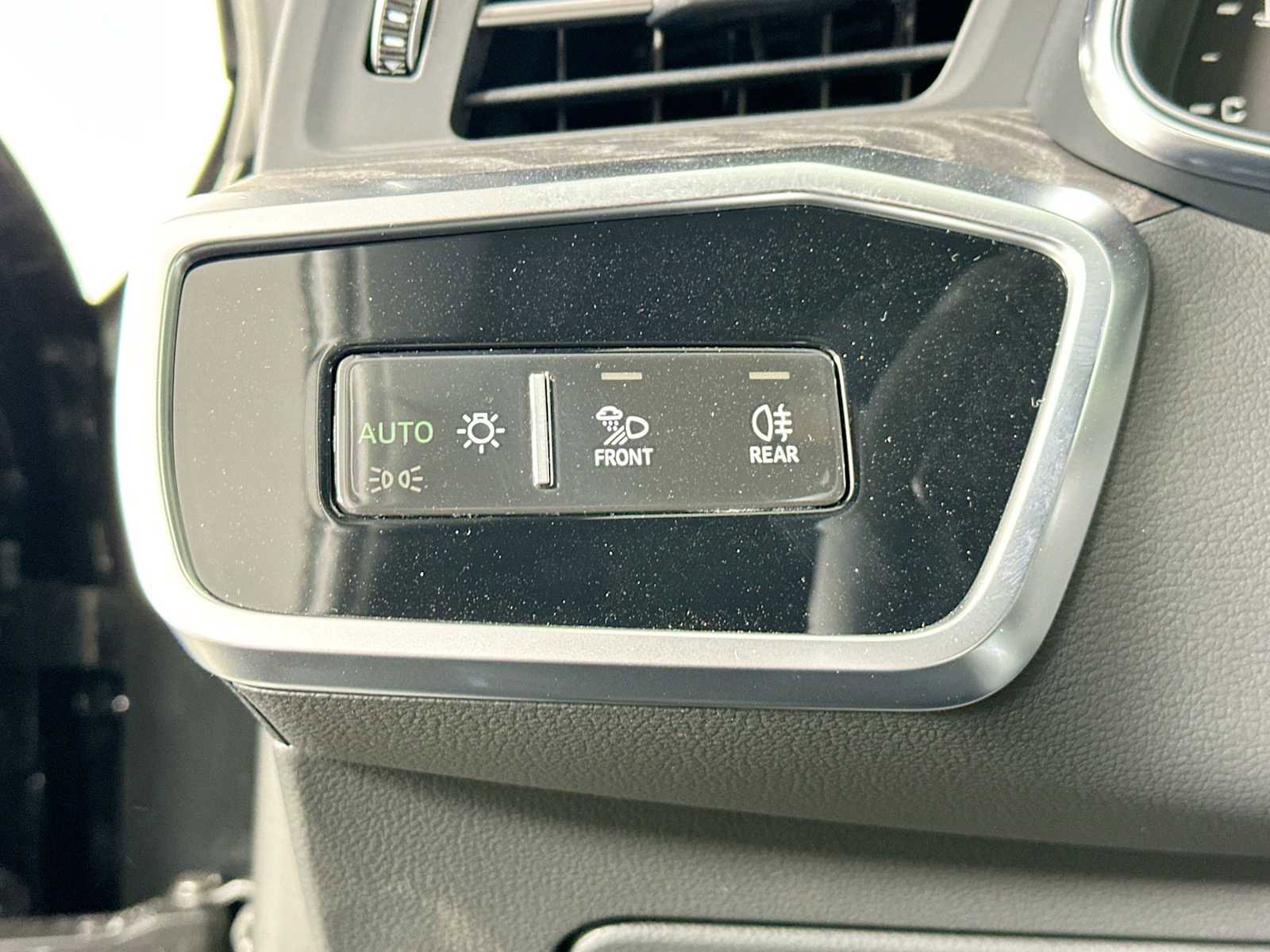 New 2025 Audi A7 3.0T Prestige image 8