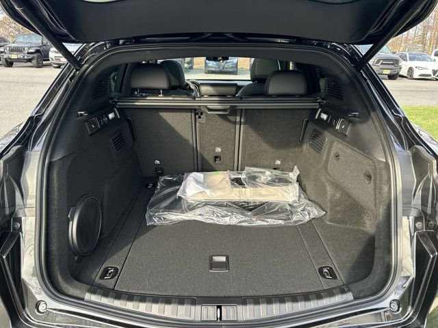 New 2026 Alfa Romeo Stelvio Sprint AWD/4WD image 17
