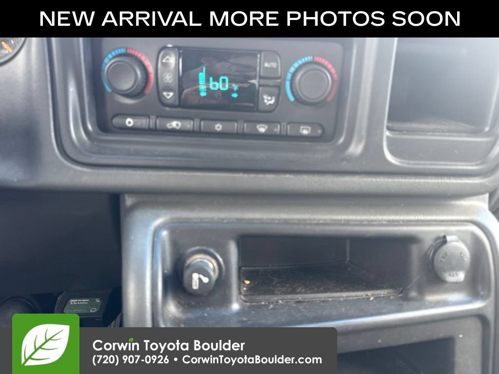 Used 2003 Chevrolet Silverado 2500 LS w/ Skid Plate Package AWD/4WD image 12