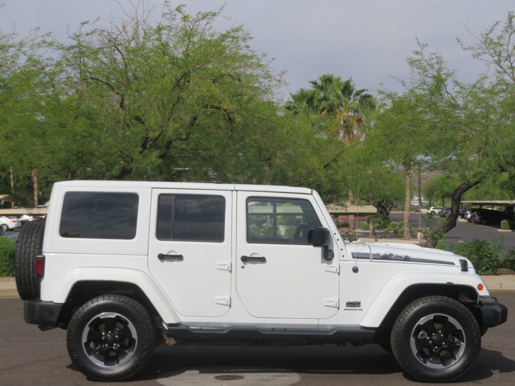 Used 2014 Jeep Wrangler Unlimited Sahara AWD/4WD image 3