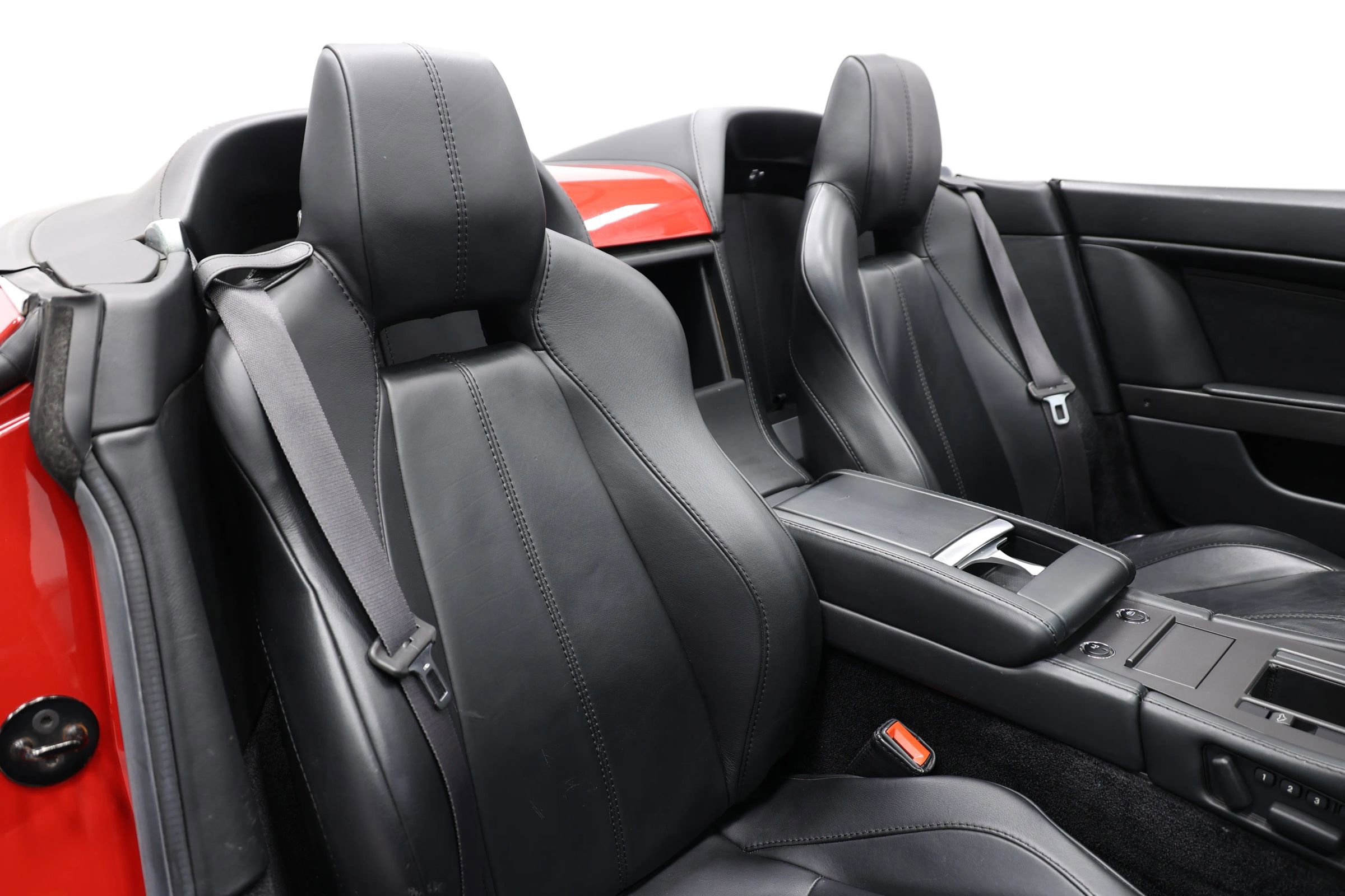 Used 2008 Aston Martin V8 Vantage Roadster RWD image 59