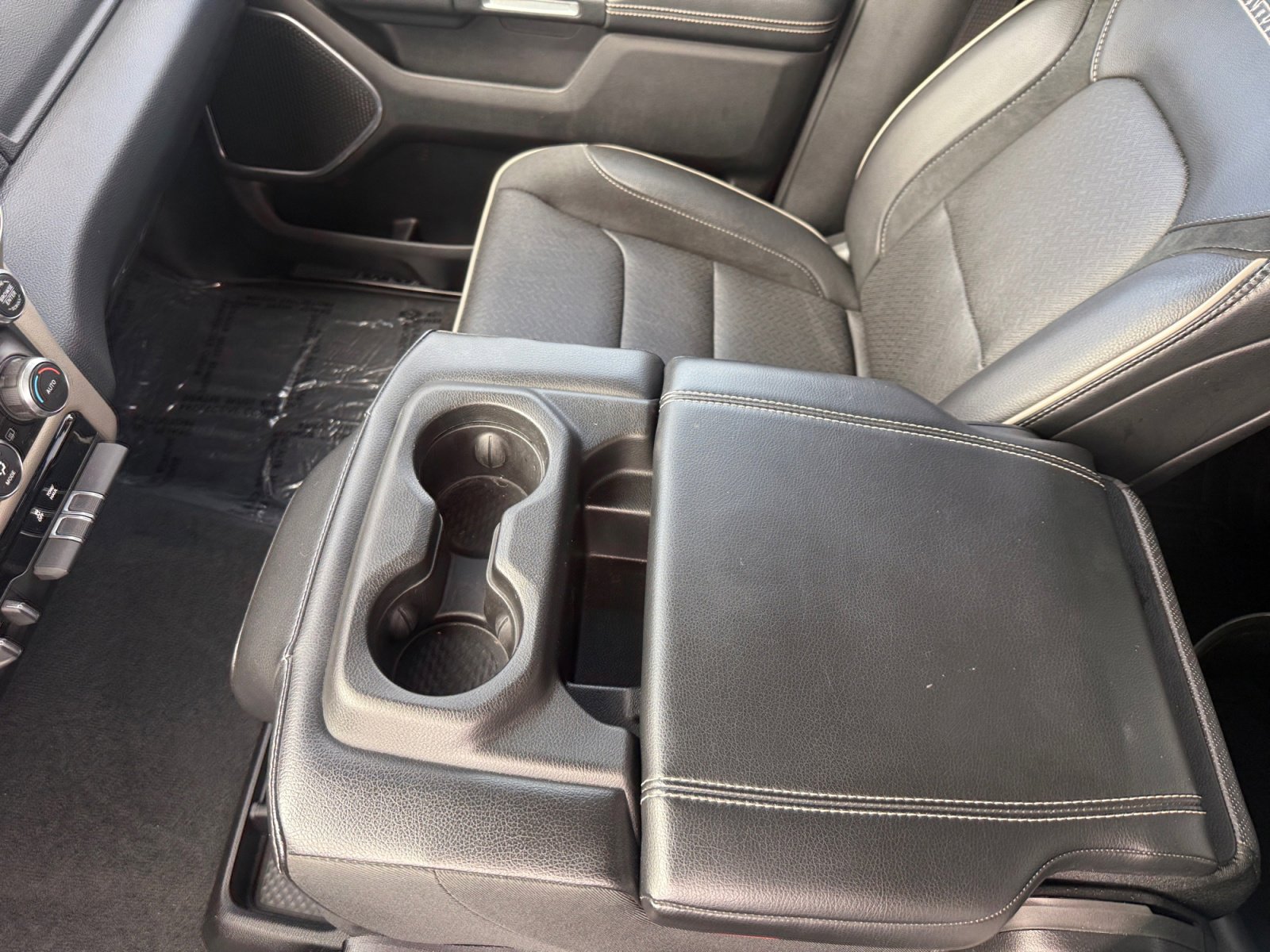 Used 2020 RAM 1500 Laramie w/ Off Road Group image 14