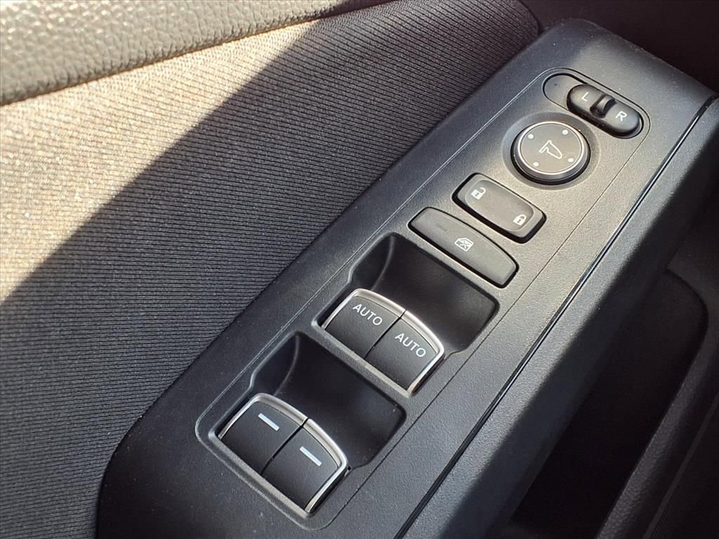 Used 2023 Honda Civic Sport image 11