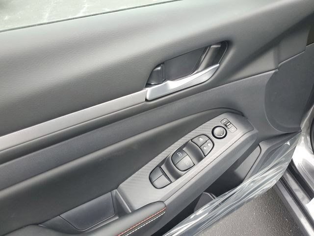 New 2026 Nissan Altima 2.5 SR FWD image 11