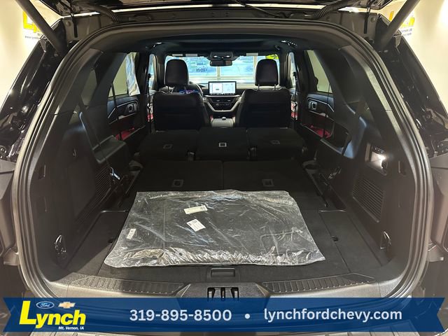 Certified 2025 Ford Explorer Platinum AWD/4WD image 24