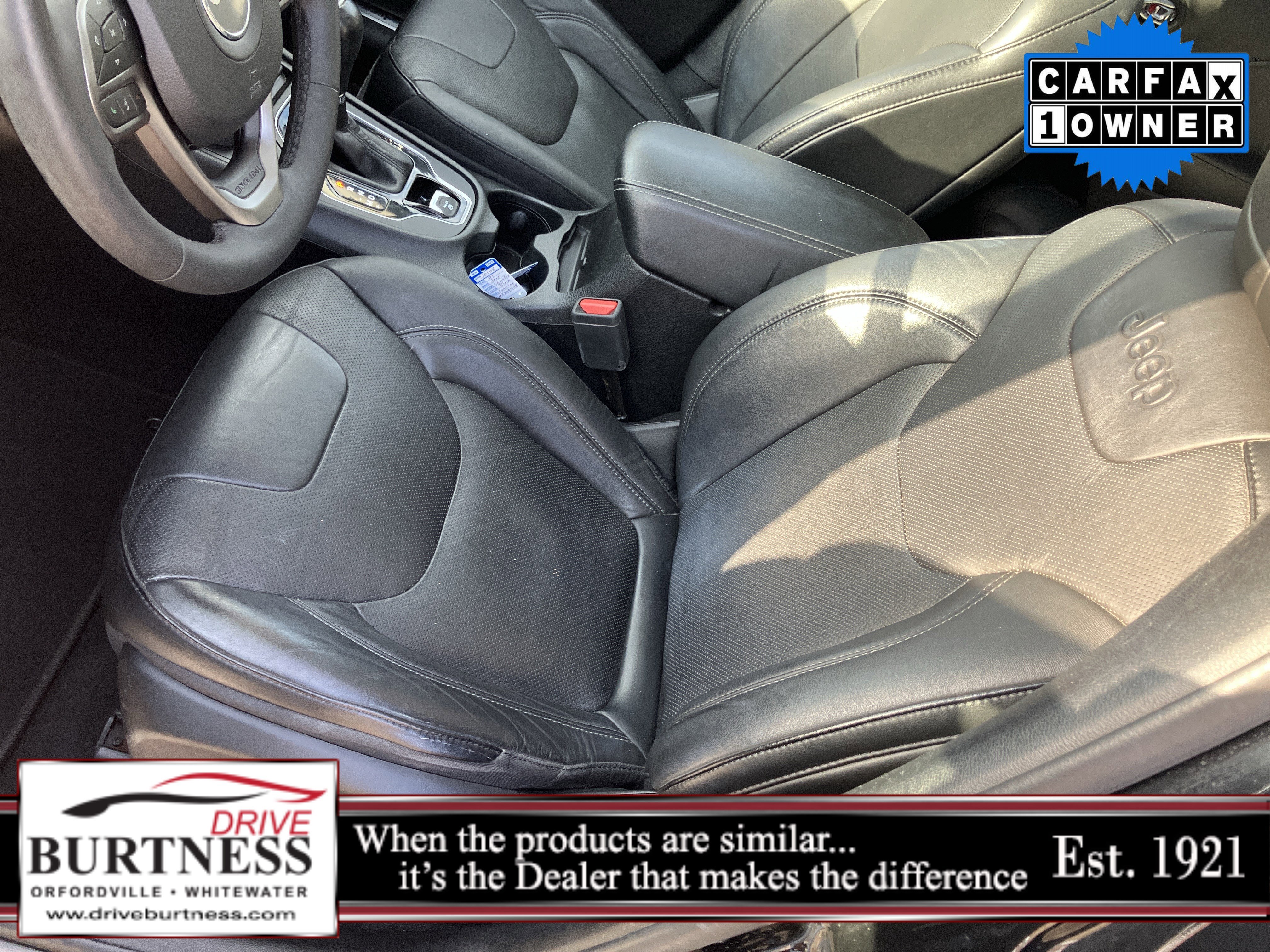 Used 2021 Jeep Cherokee Limited image 29