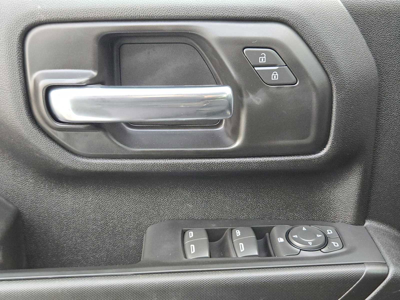 Used 2024 GMC Sierra 3500 Pro w/ Convenience Package image 22