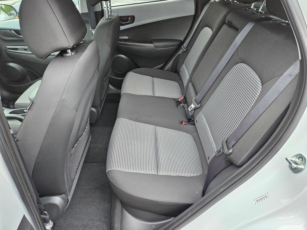 Used 2019 Hyundai Kona SEL w/ SEL Tech Package 02 AWD/4WD image 11