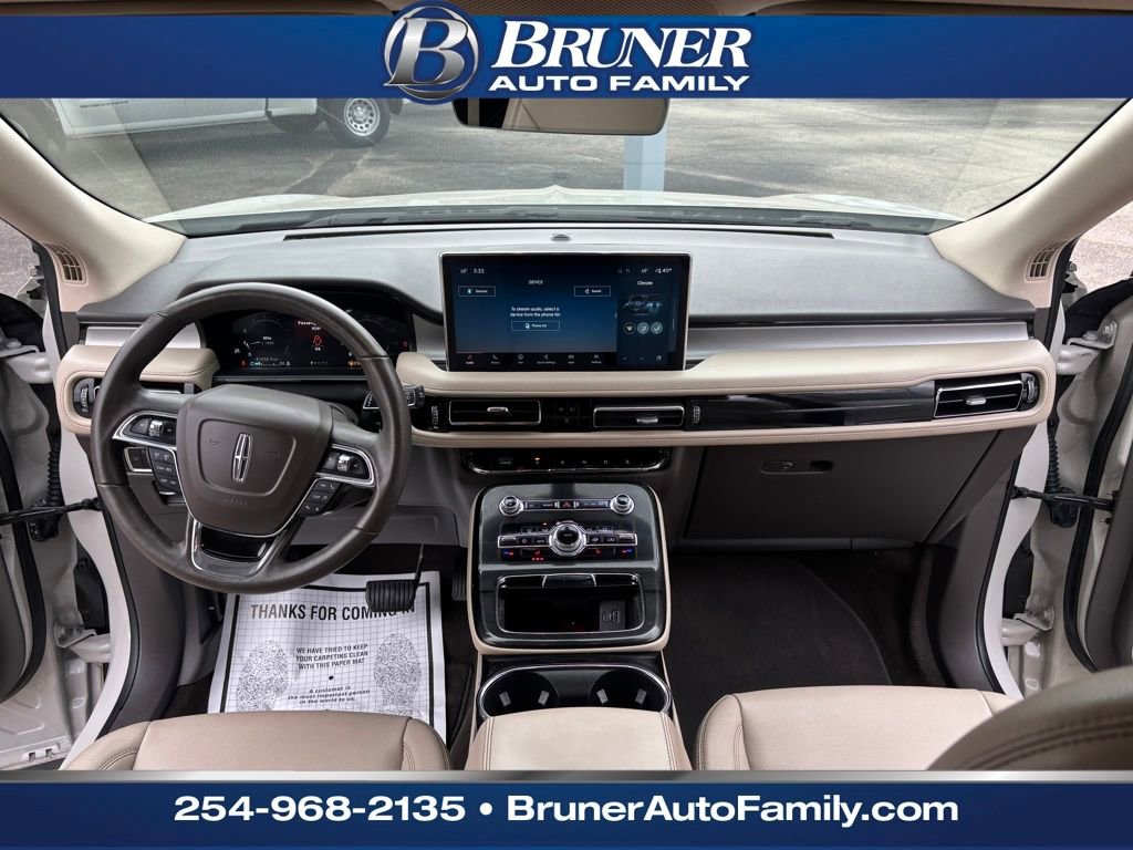 Used 2023 Lincoln Nautilus FWD w/ Premium Package image 20