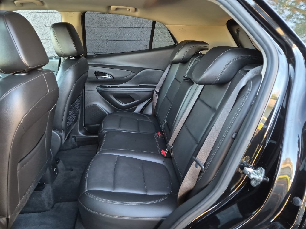 Used 2018 Buick Encore Essence AWD/4WD image 31