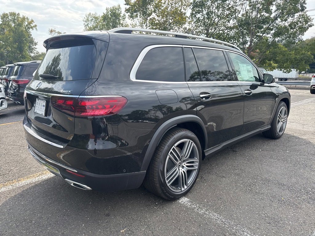 New 2026 Mercedes-Benz GLS 450 4MATIC image 10