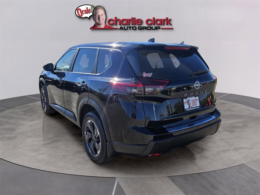 New 2026 Nissan Rogue SV image 4