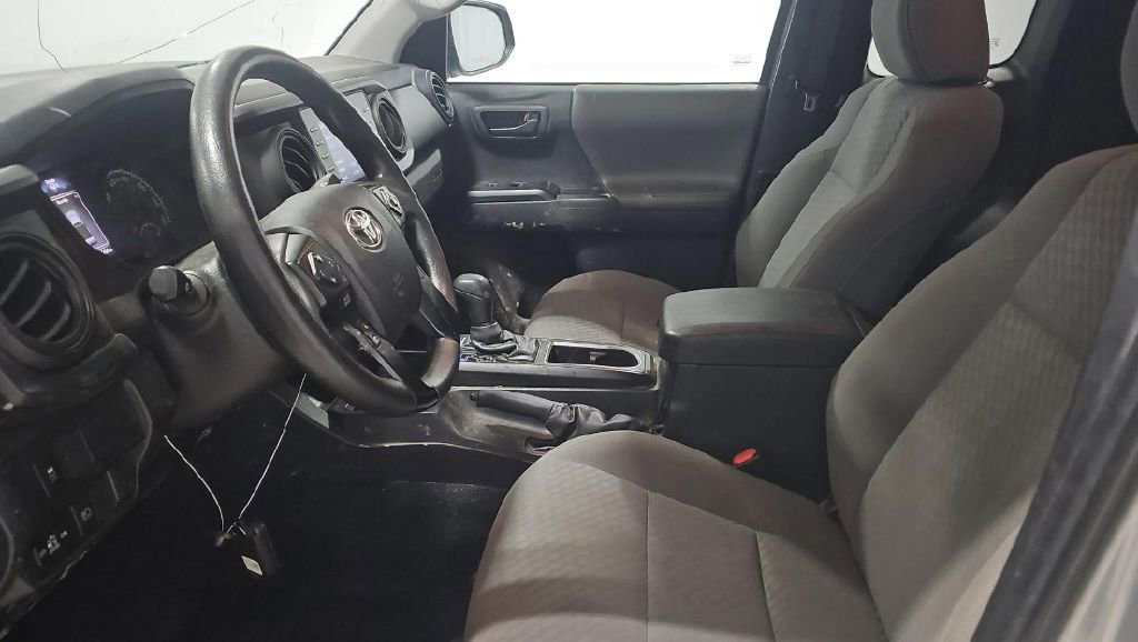 Used 2021 Toyota Tacoma SR image 2