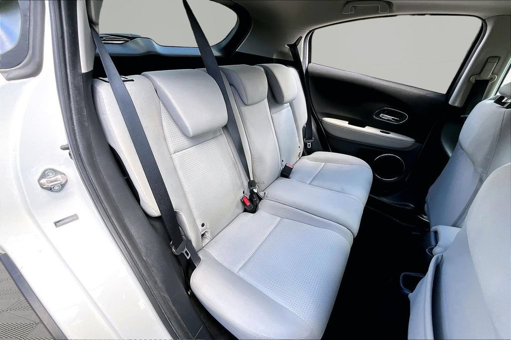 Used 2019 Honda HR-V EX image 17