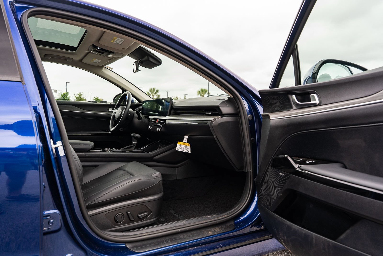 Used 2025 Kia K5 EX FWD image 11
