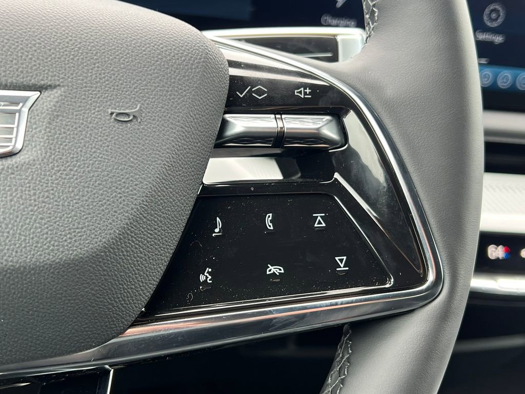 New 2026 Cadillac Optiq Sport 1 image 20