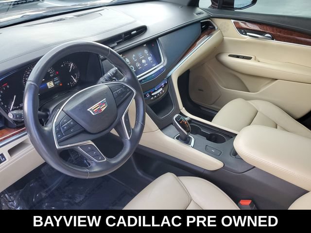 Used 2018 Cadillac XT5 Luxury w/ Driver Awareness Package FWD image 22