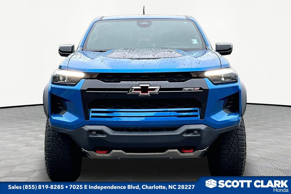 Used 2023 Chevrolet Colorado ZR2 w/ ZR2 Convenience Package III AWD/4WD image 2