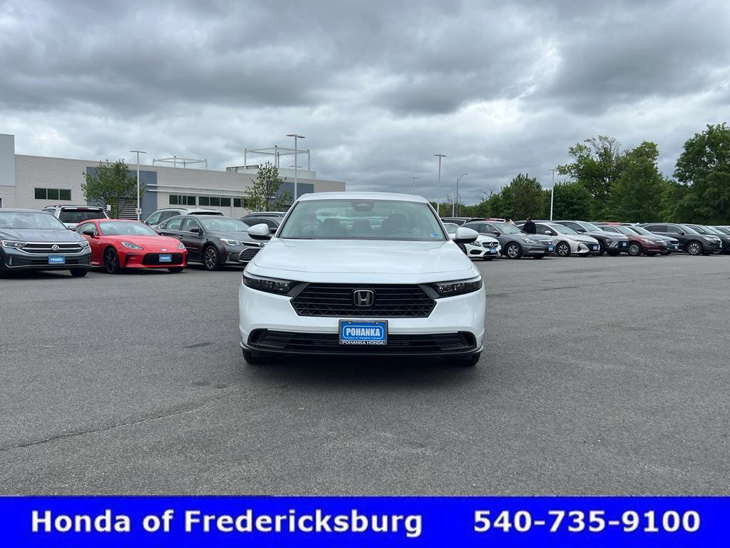Certified 2025 Honda Accord LX image 3