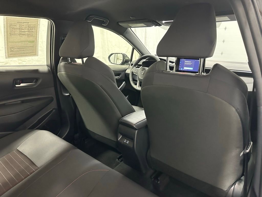 Used 2025 Toyota Corolla SE FWD image 55