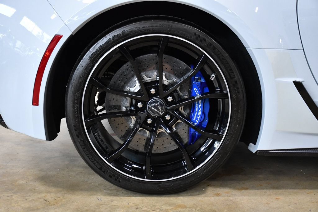 Used 2018 Chevrolet Corvette Grand Sport w/ Carbon 65 Edition RWD image 19