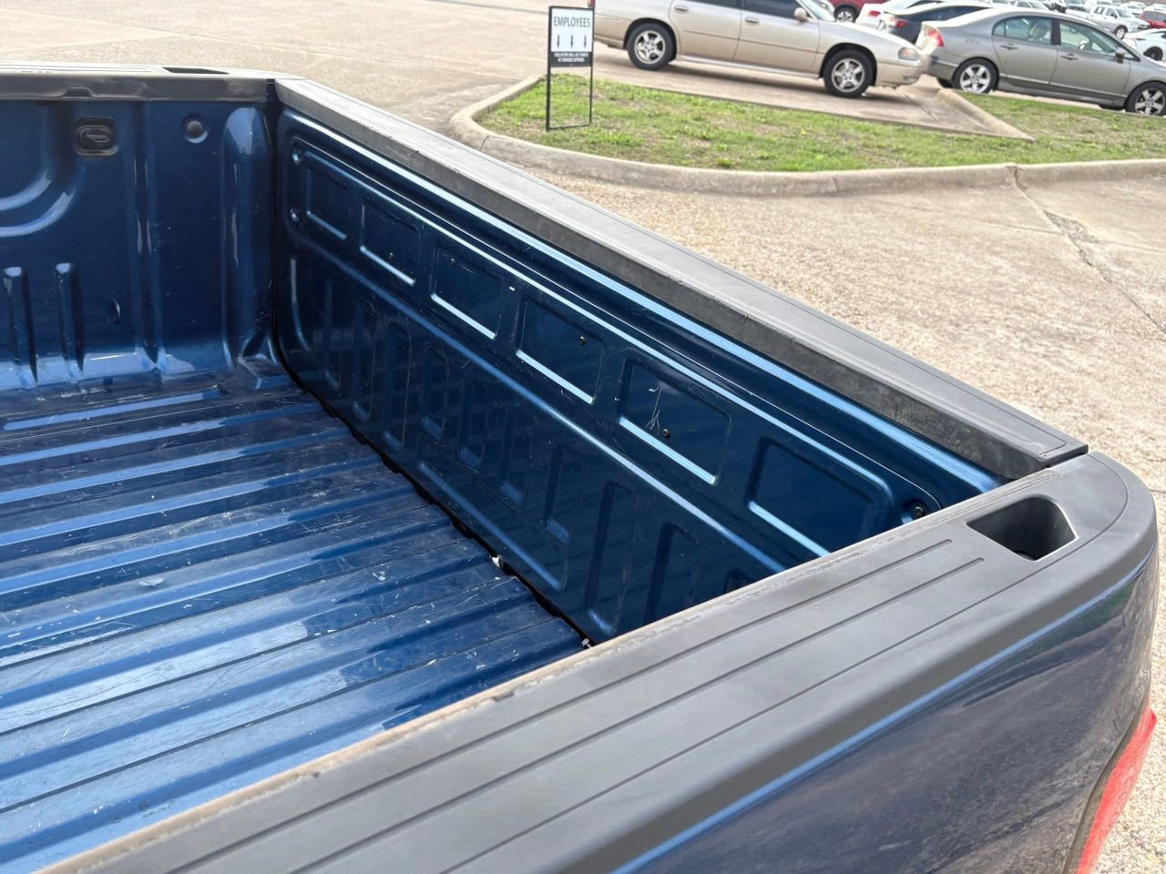 Used 2015 GMC Sierra 1500 SLE w/ SLE Value Package AWD/4WD image 25