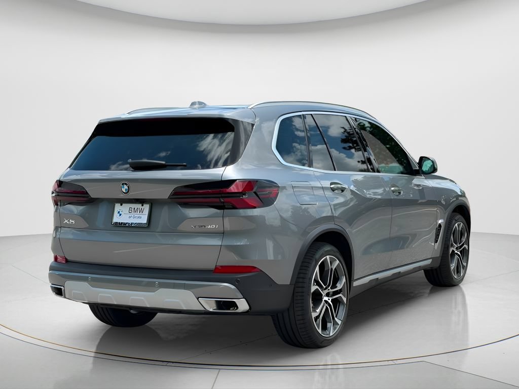 New 2026 BMW X5 xDrive40i AWD/4WD image 5