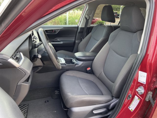 Used 2023 Toyota RAV4 LE AWD/4WD image 18