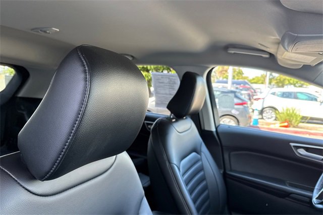 Used 2024 Ford Edge SEL image 19