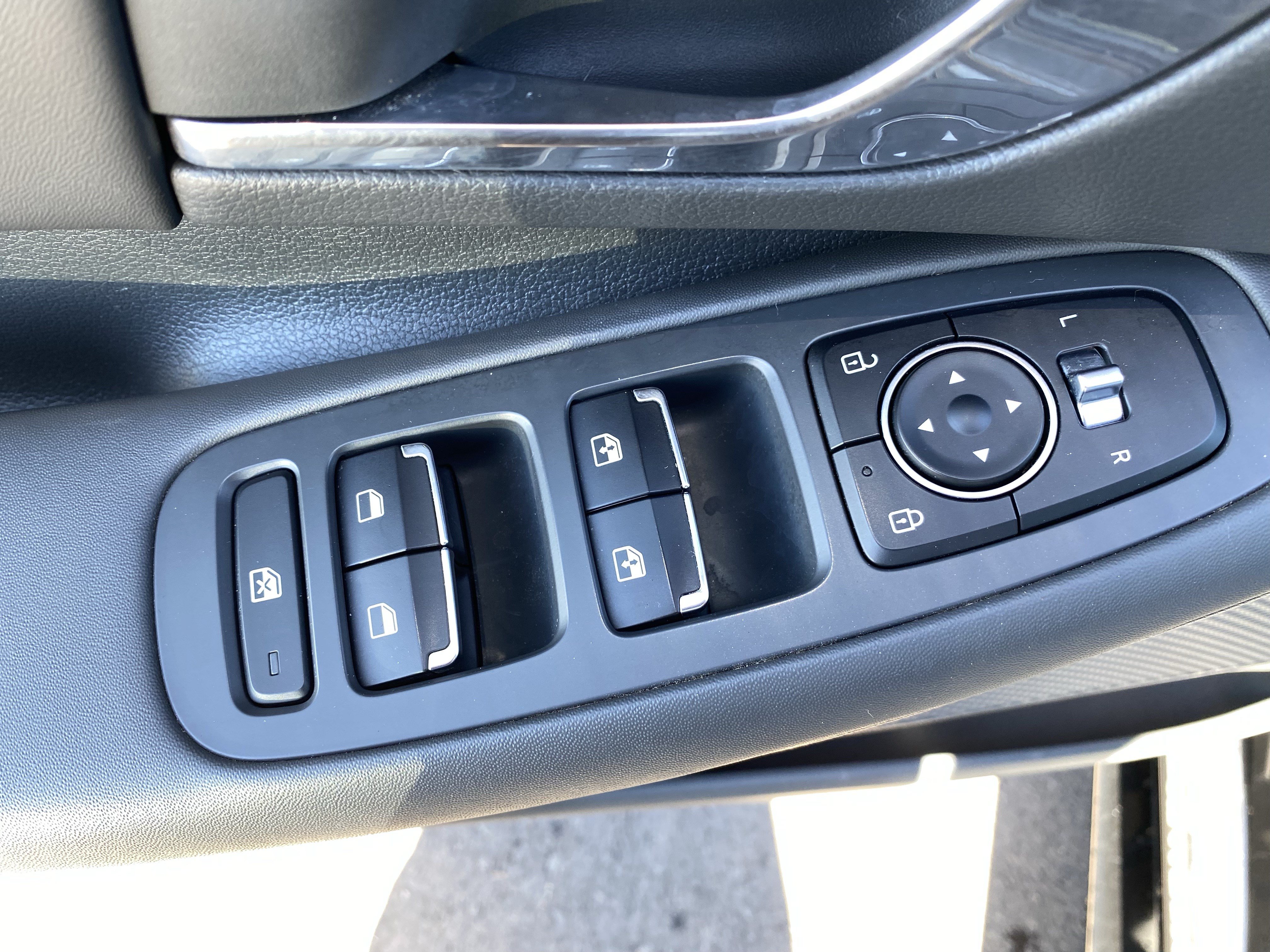 Certified 2023 Hyundai Sonata SEL Plus w/ Cargo Package FWD image 18