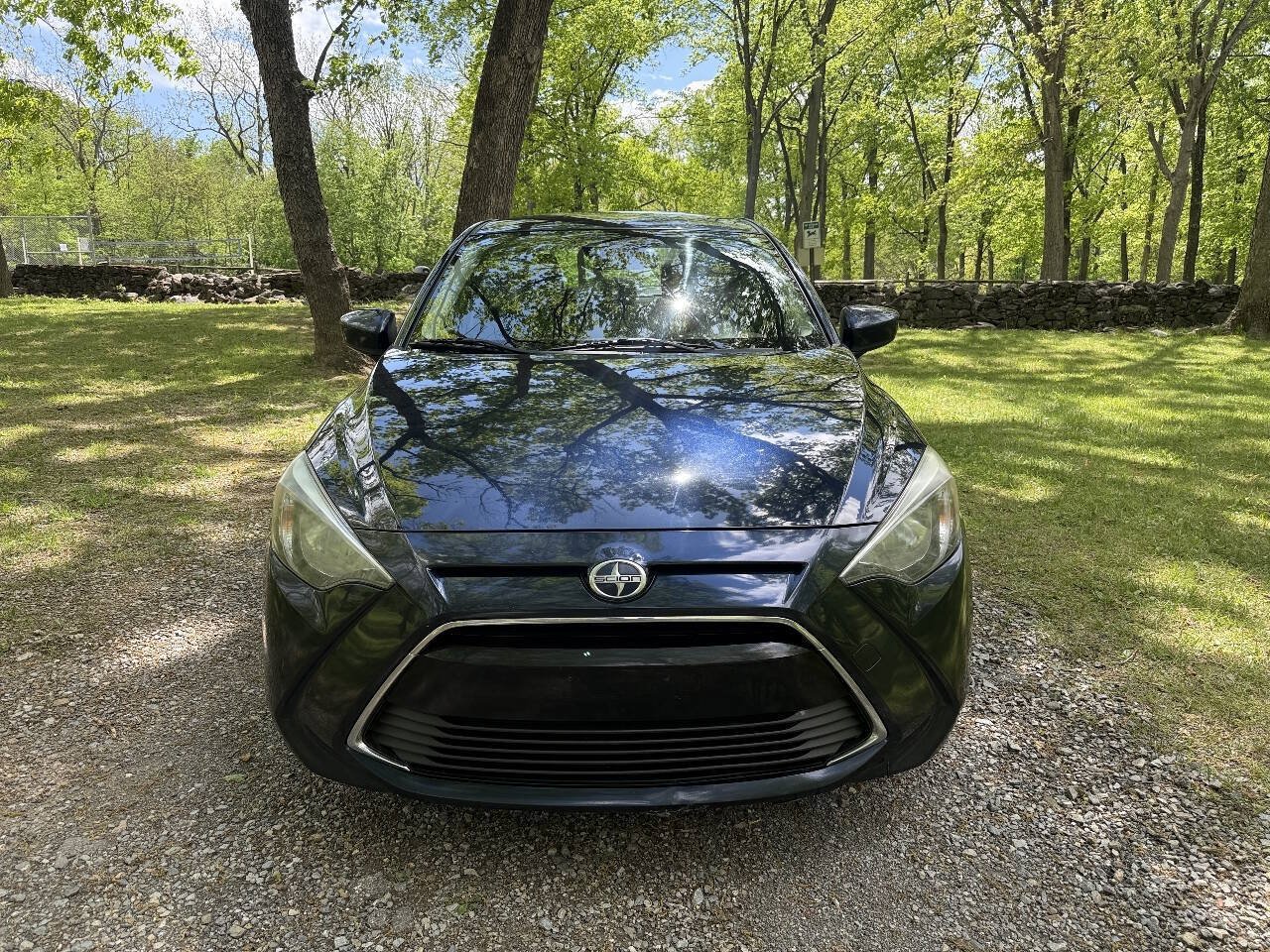 Used 2016 Scion iA FWD image 5