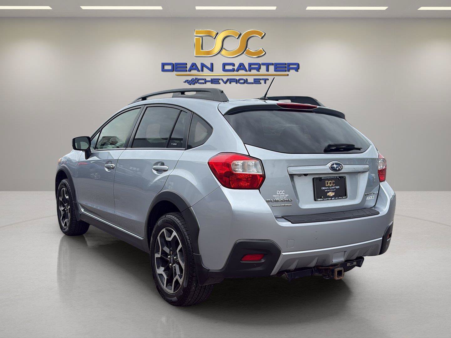 Used 2017 Subaru Crosstrek 2.0i Premium w/ Moonroof Package AWD/4WD image 3