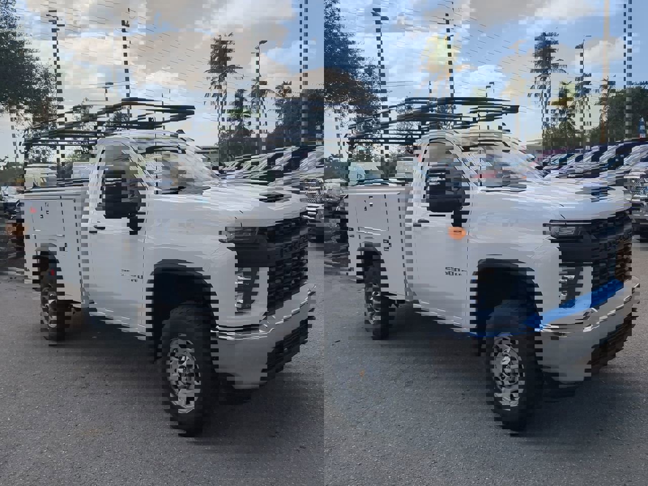 Used 2023 Chevrolet Silverado 2500 W/T w/ WT Convenience Package image 2