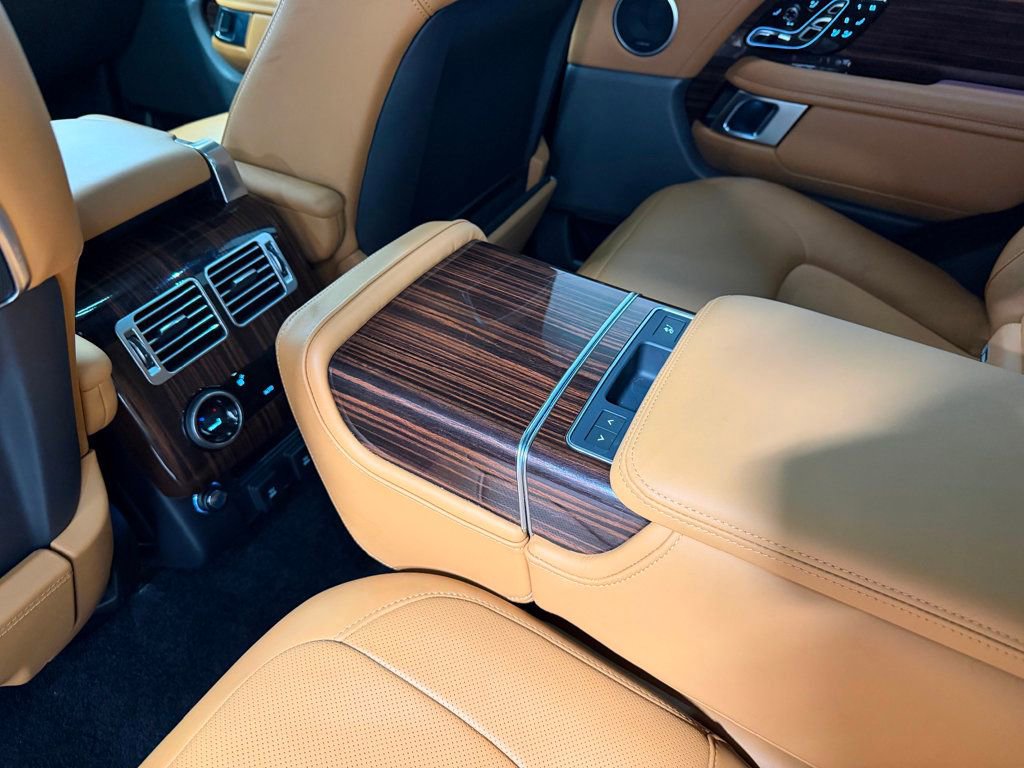 Used 2018 Land Rover Range Rover Autobiography AWD/4WD image 14