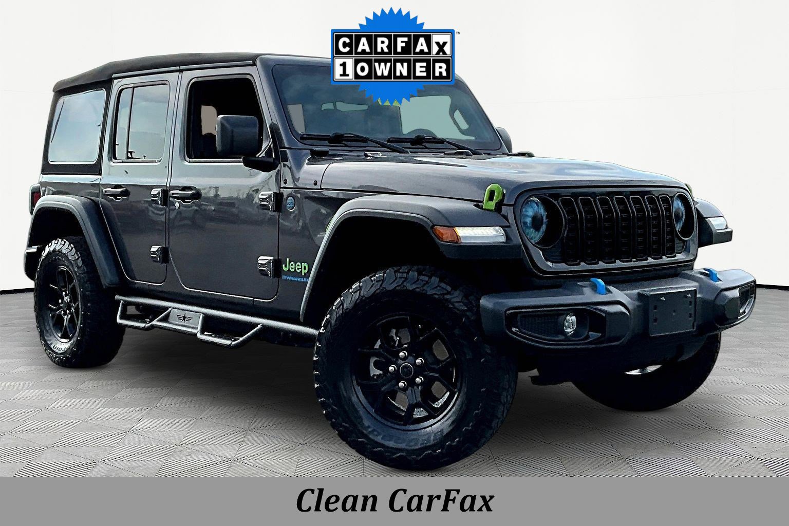 Used 2024 Jeep Wrangler Unlimited AWD/4WD image 3